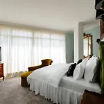 Ateneea Luxury Lägenhetshotell 3*