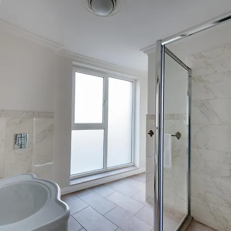 Ateneea Luxury 3*