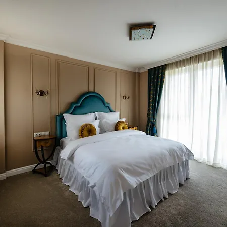 Ateneea Luxury 3*