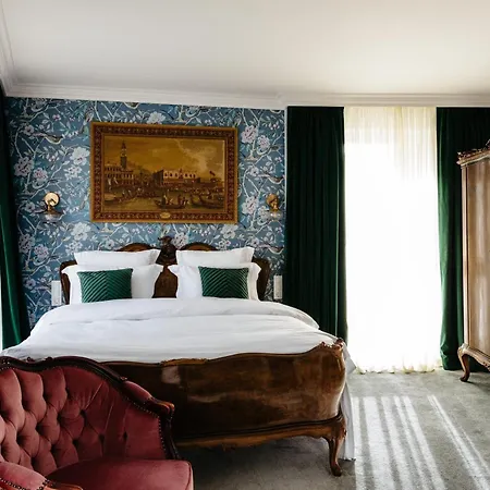 Ateneea Luxury 3*