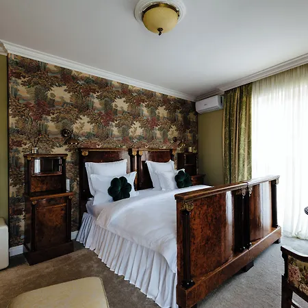 Ateneea Luxury Aparthotel