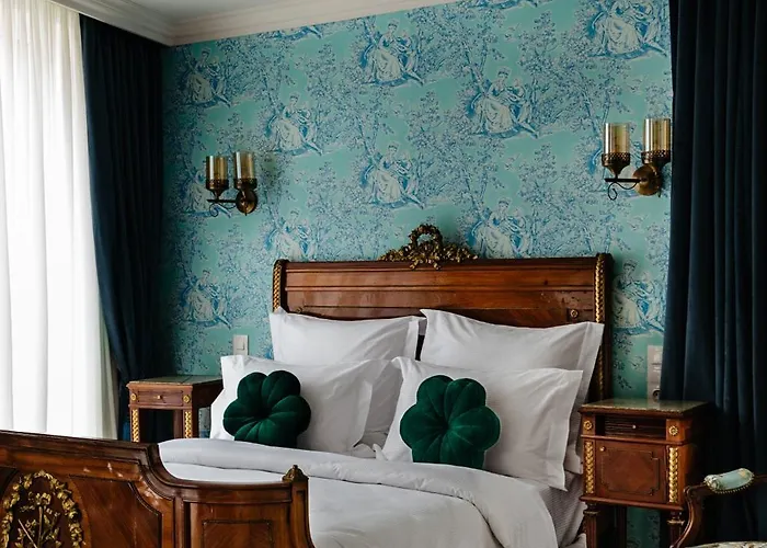 Ateneea Luxury Апарт-отель 3*