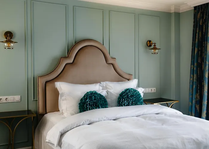 Hotel de apartamente Ateneea Luxury 3*