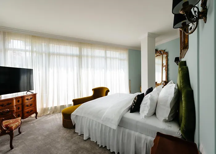 Ateneea Luxury Hotel de apartamente 3*